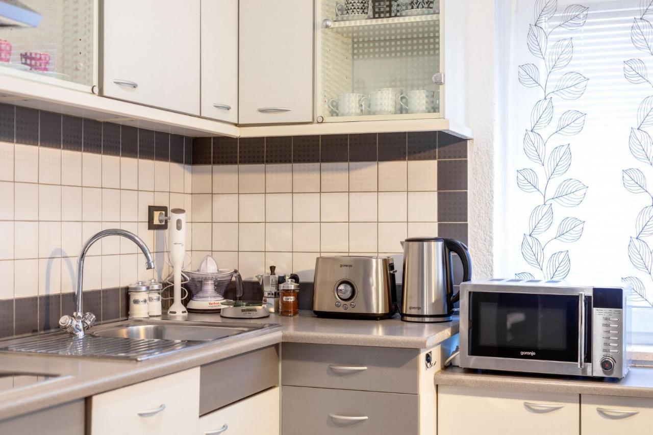 Appartement Apartma Valentina à Pobegi Extérieur photo