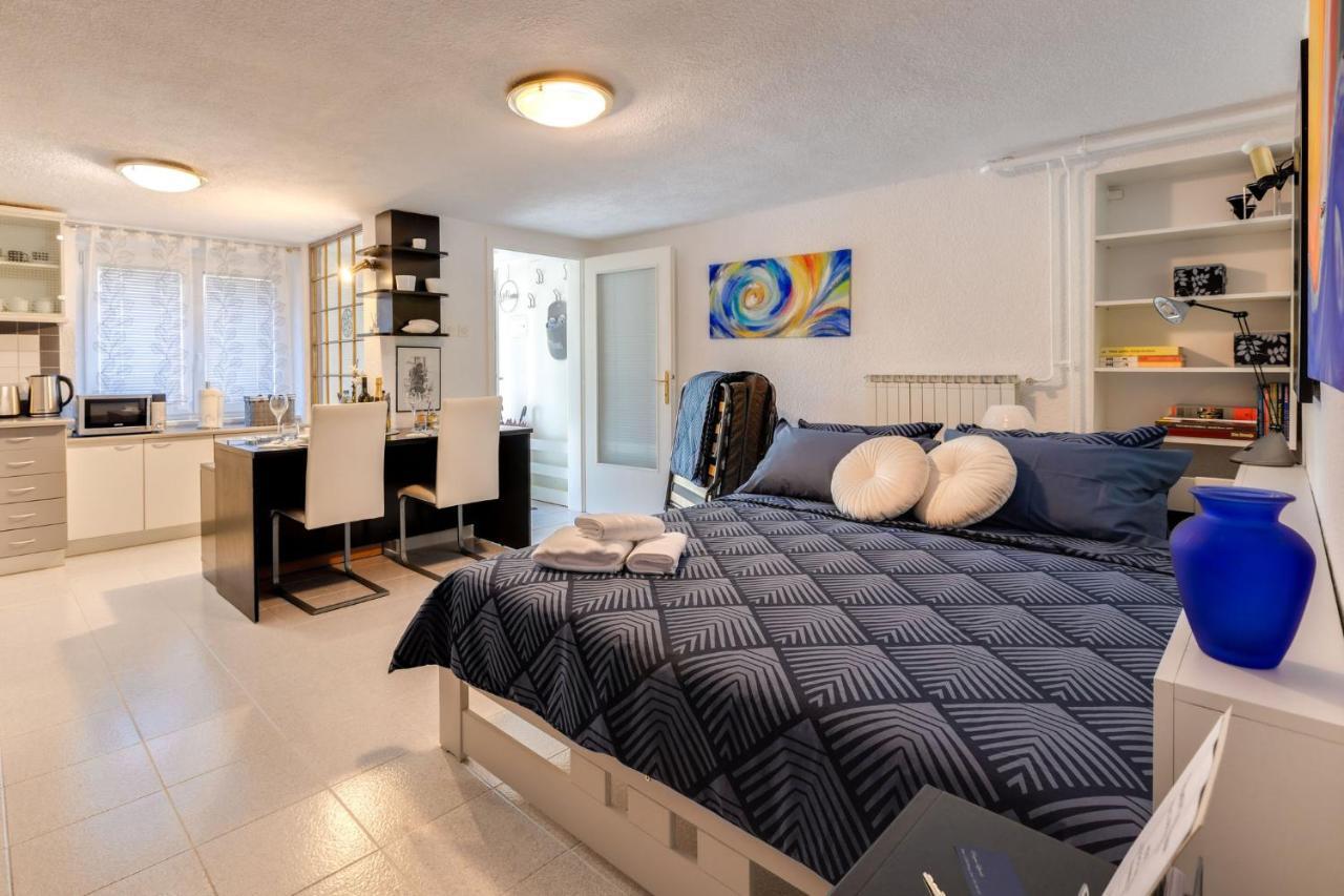 Appartement Apartma Valentina à Pobegi Extérieur photo